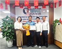VNI TĂNG GIẤY KHEN 