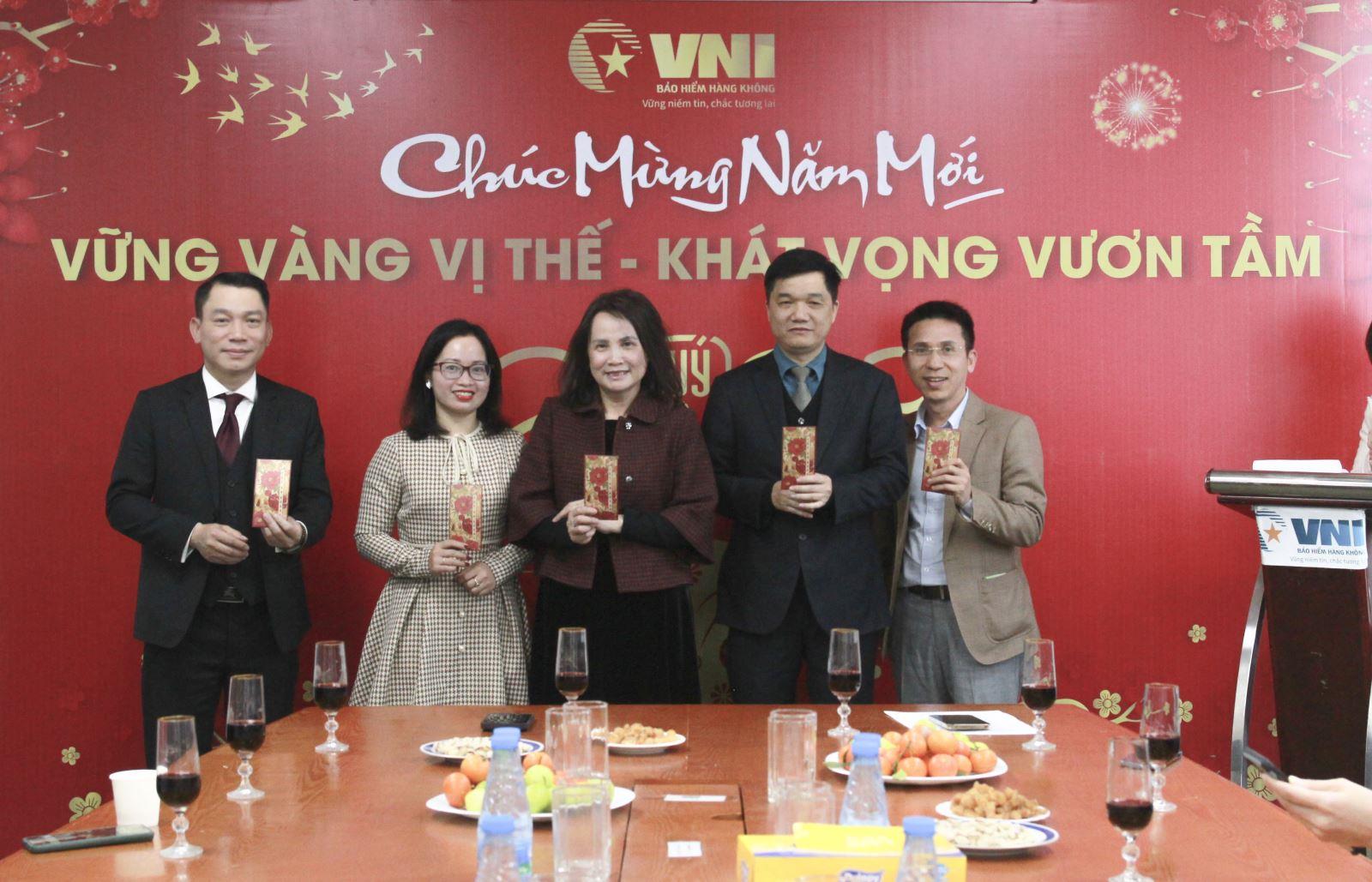 VNI TỔ CHỨC GẶP MẶT ĐẦU XUÂN NĂM MỚI QUÝ MÃO 2023