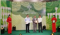 VNI ỦNG HỘ 1 TỶ ĐỒNG CÙNG CHUNG TAY VÌ NGƯỜI NGHÈO