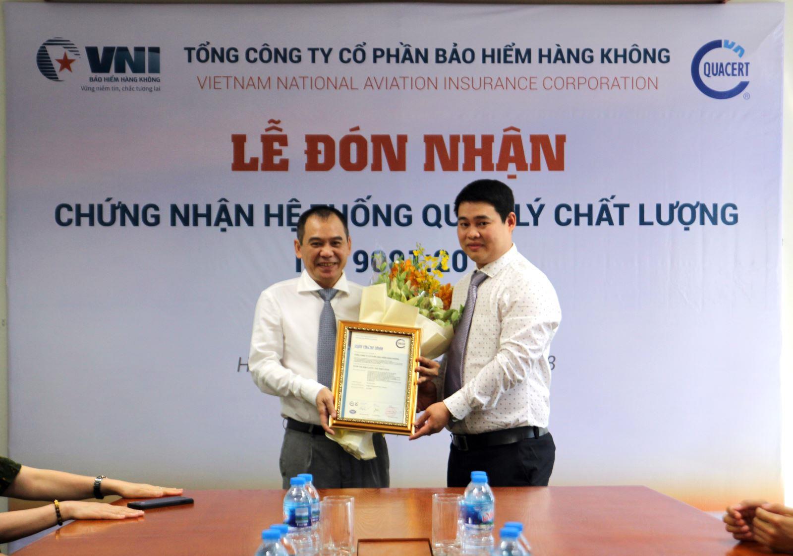 Bảo hiểm Hàng không (VNI) đón nhận Hệ thống quản lý chất lượng ISO 9001:2015 phiên bản mới