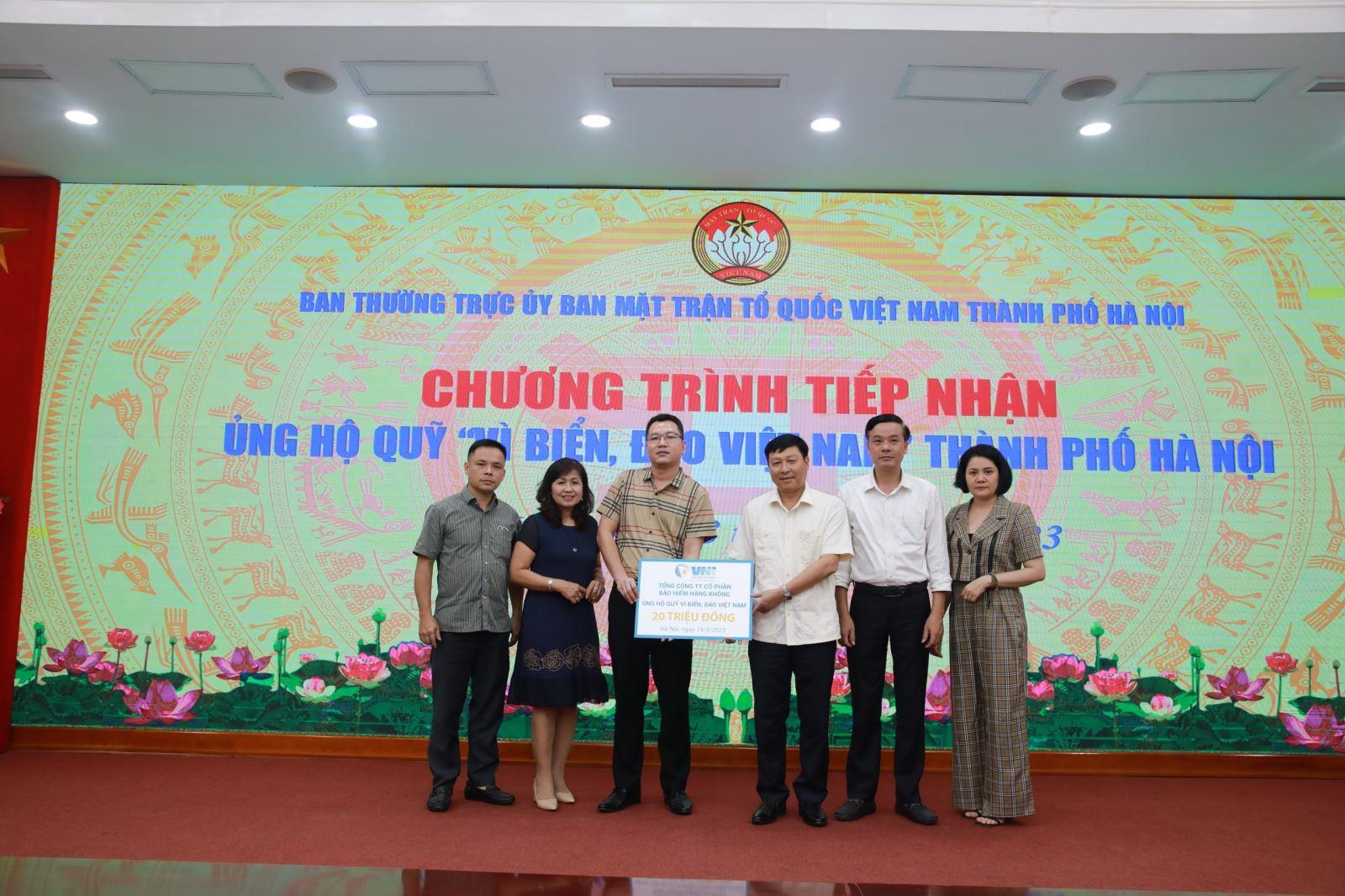 VNI ỦNG HỘ QUỸ VÌ BIỂN ĐẢO VIỆT NAM THÔNG QUA UBMTTQ VN TP HÀ NỘI