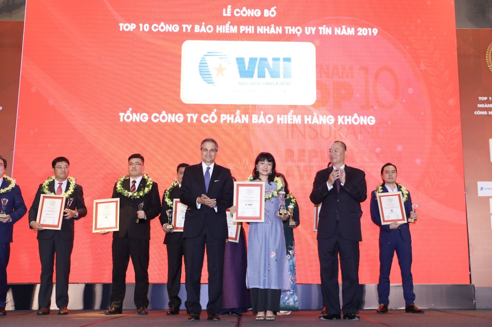 Bảo hiểm Hàng không (VNI) TOP 10 Doanh nghiệp bảo hiểm uy tín 1