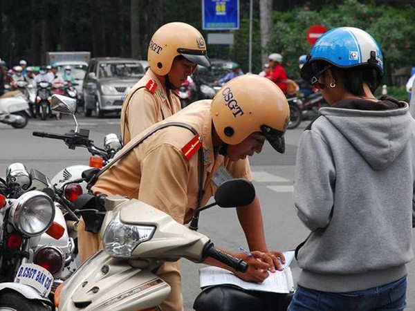 lỗi không bảo hiểm xe máy 1