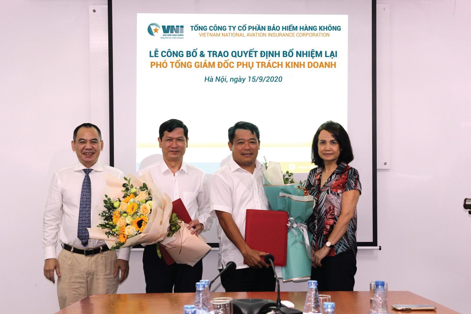 VNI BỔ NHIỆM LẠI HAI PHÓ TỔNG GIÁM ĐỐC 1
